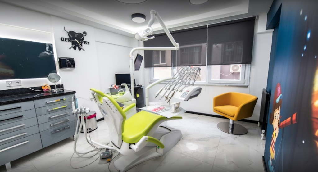 What are dental implants?